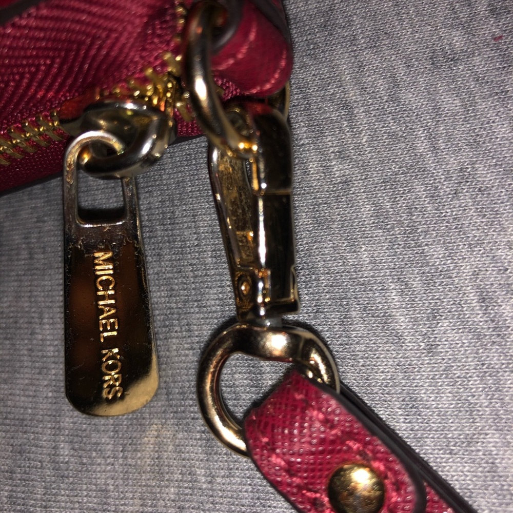 SOLD Michael Kors Jet Set Wallet Wristlet - Picture 2 of 8